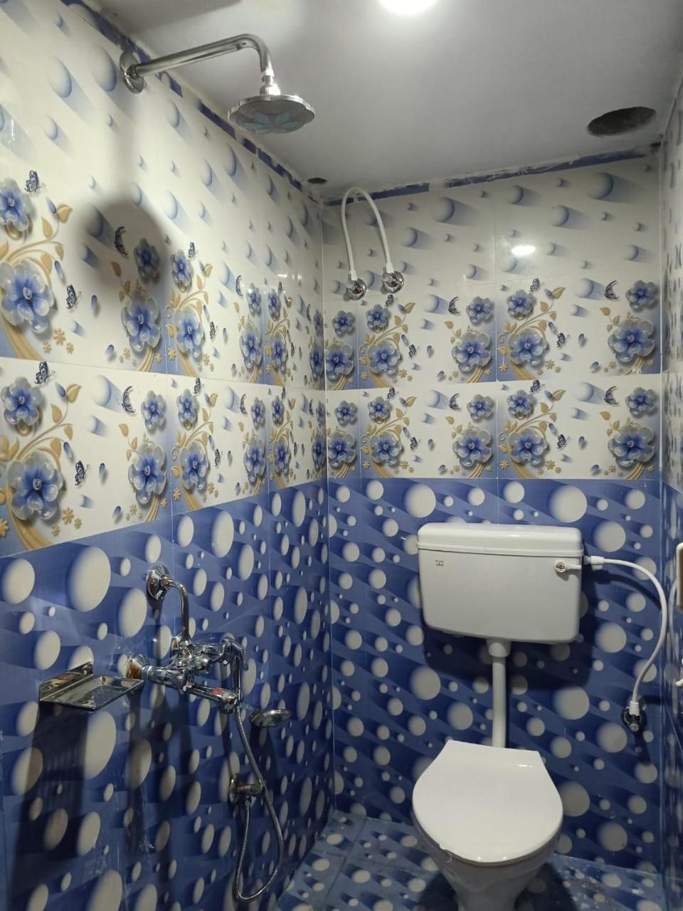Jharana Guest House Puri Buitenkant foto