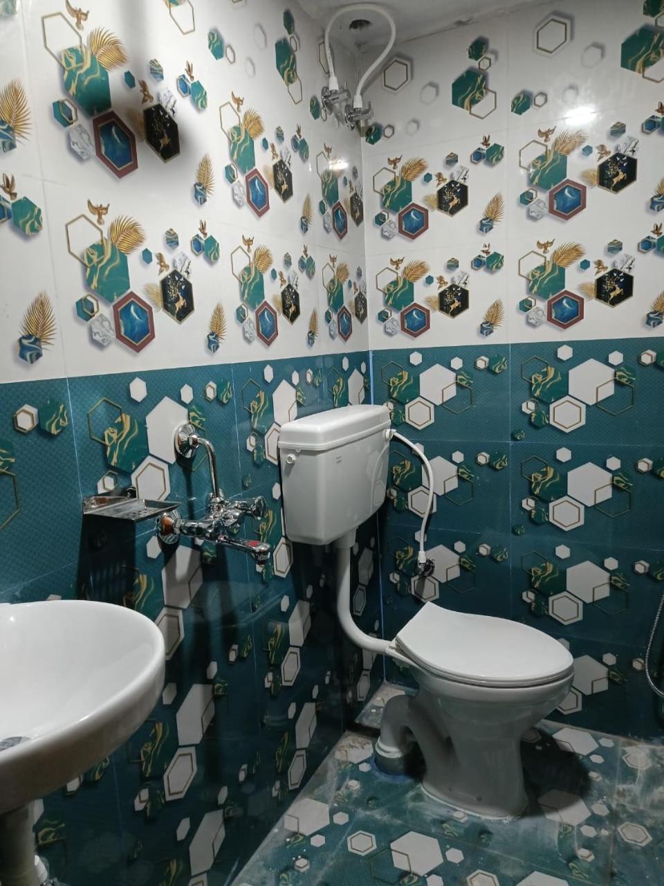 Jharana Guest House Puri Buitenkant foto